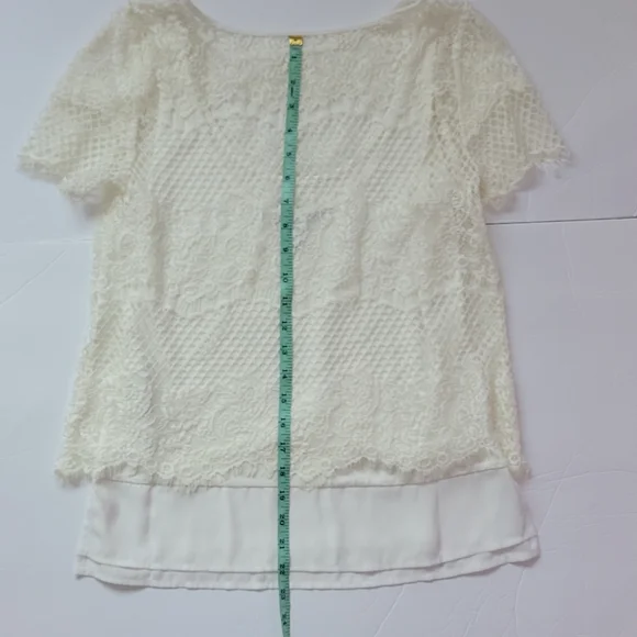 White House Black Market White Layered Lace Top/XS. - Picture 12 of 14